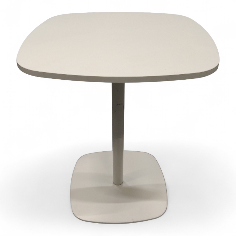 Nobis table 40x40cm, 48cm høyde