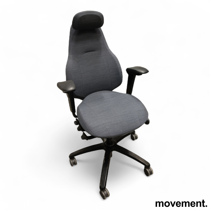 Mereo 220 med nakkepute og armlene - 1 / 2