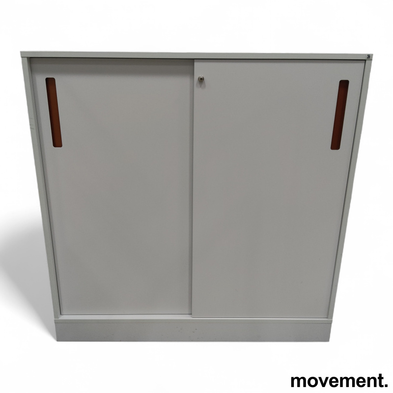 Nomono skap med skyvedører 120cm - 1 / 3