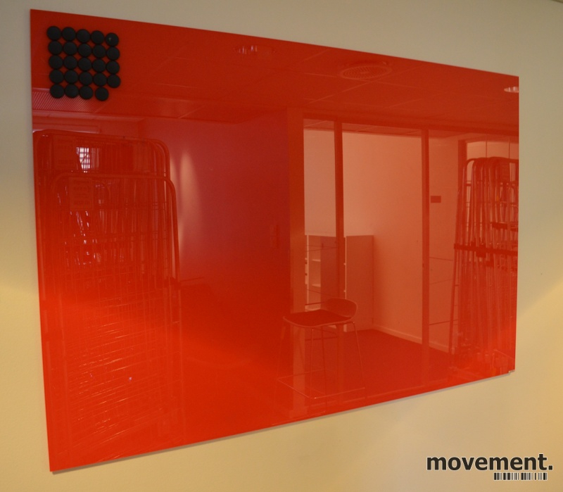 Mood Wall 150x100cm Rød, Pent brukt