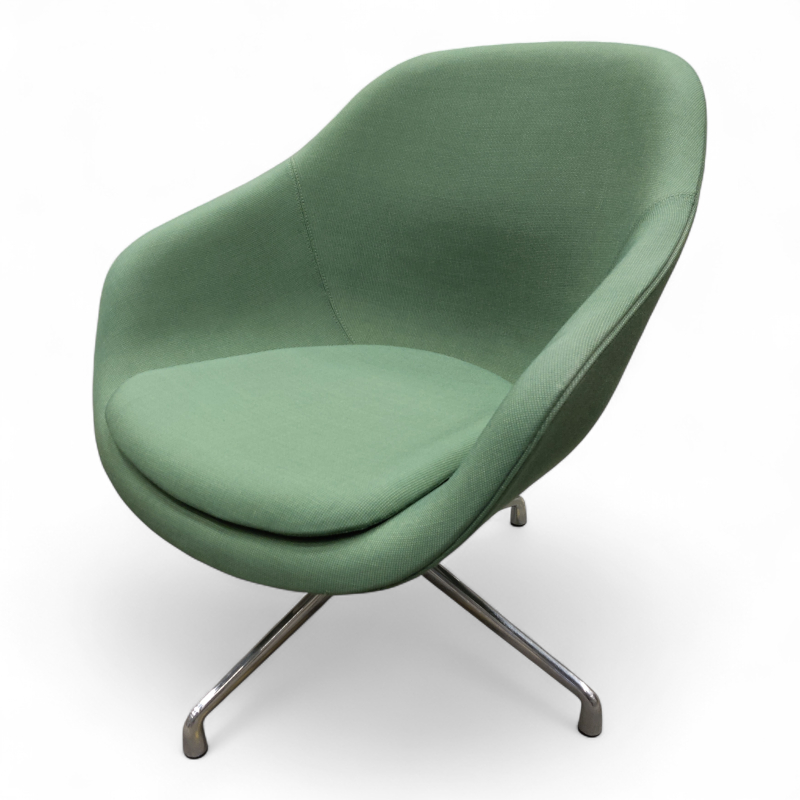 About a lounge AAL 81 med pute