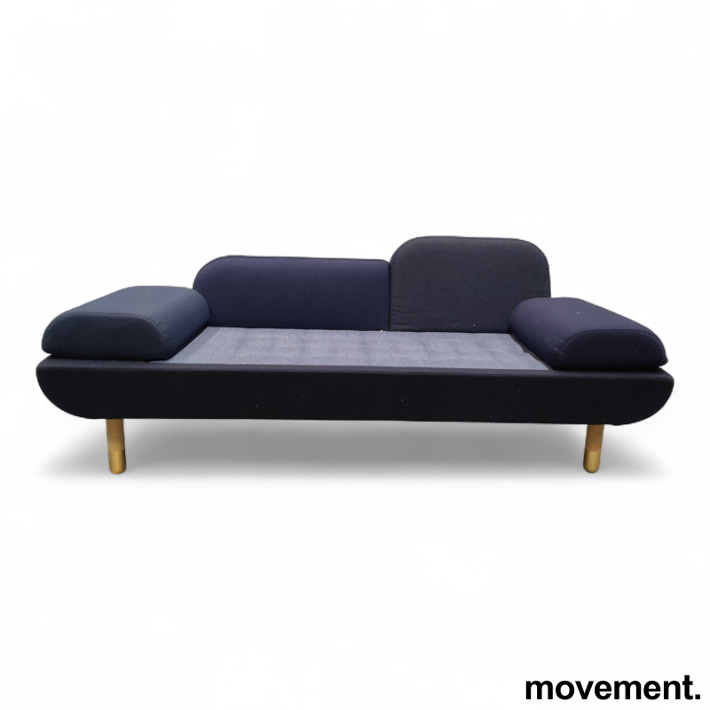 EJ 123 Mørkt blått stoff (Kvadrat