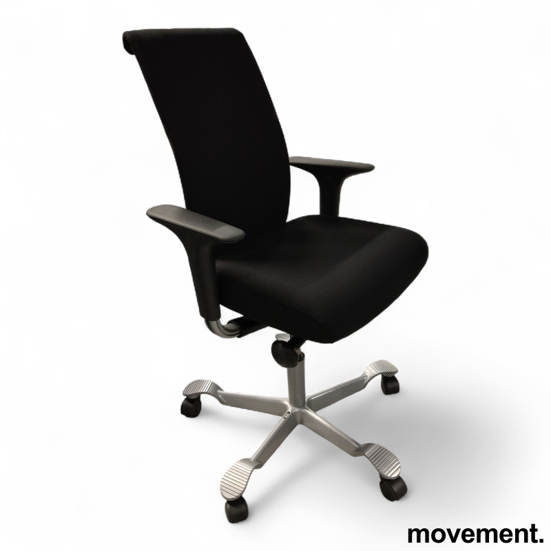 H05 5500 swingbackarmlene Sort - 1 / 2