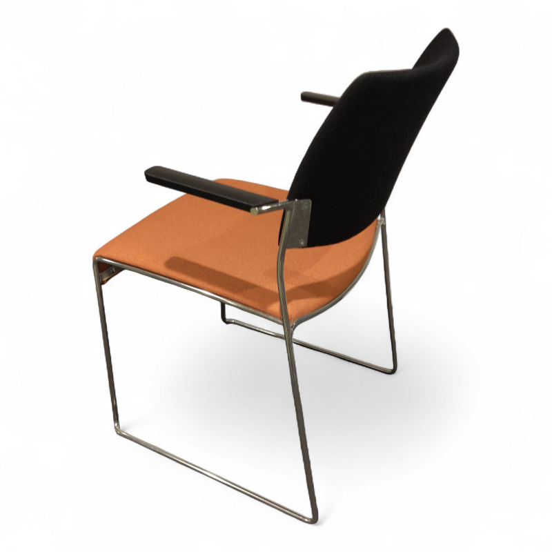 Linos konferansestol med armlene