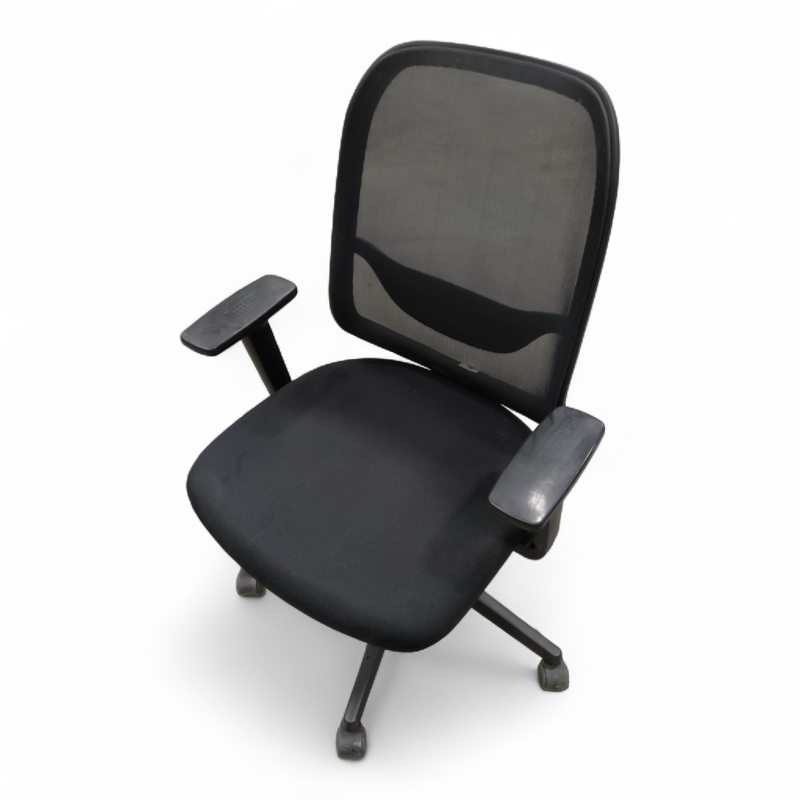 Invicta Point med armlene Sort,