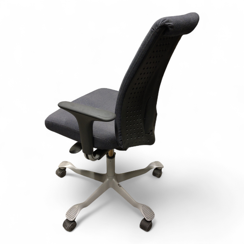 H05 5500 armlene Blågrått stoff