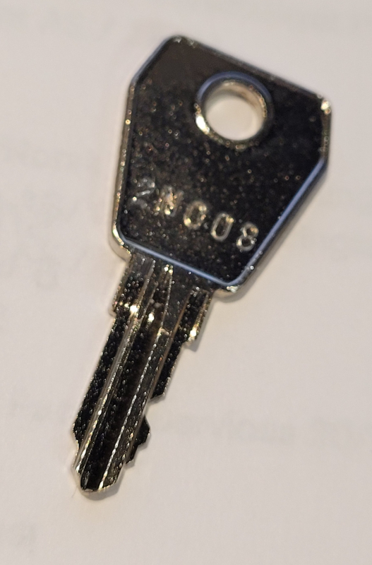 Reset nøkkel / Master key 2Y008 /