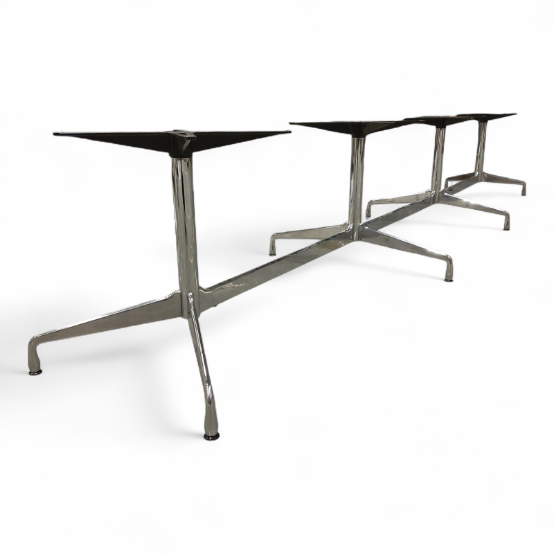 Segmented understell til møtebord