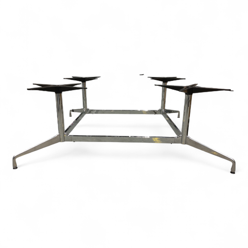 Segmented understell for møtebord