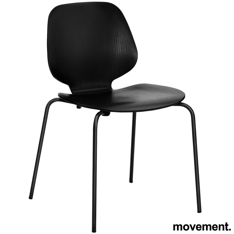 My Chair Sortlakkert eikefiner,