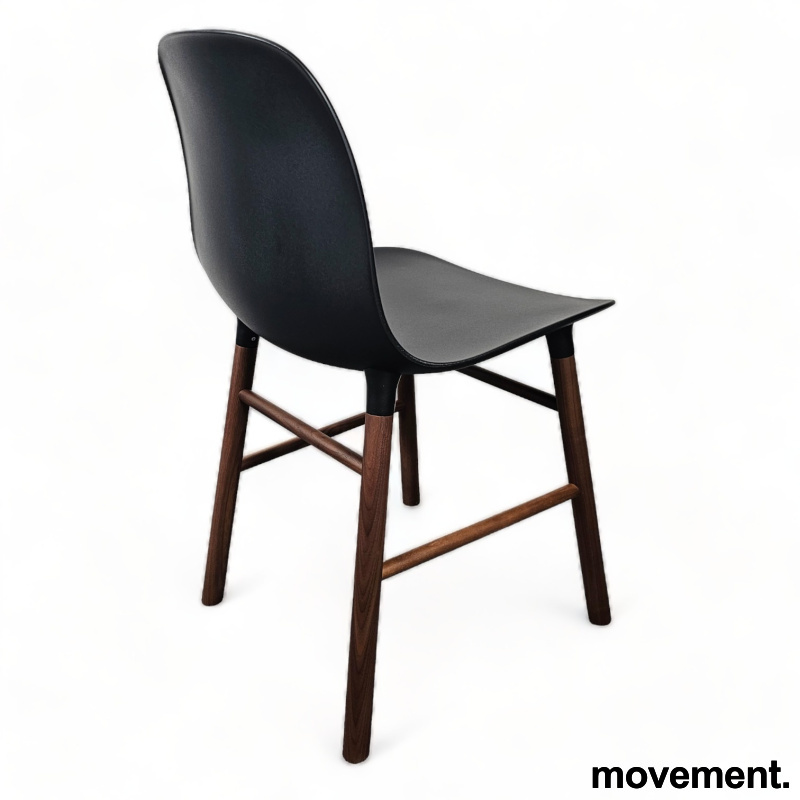 Form chair walnut Sort, valnøtt - 2 / 3
