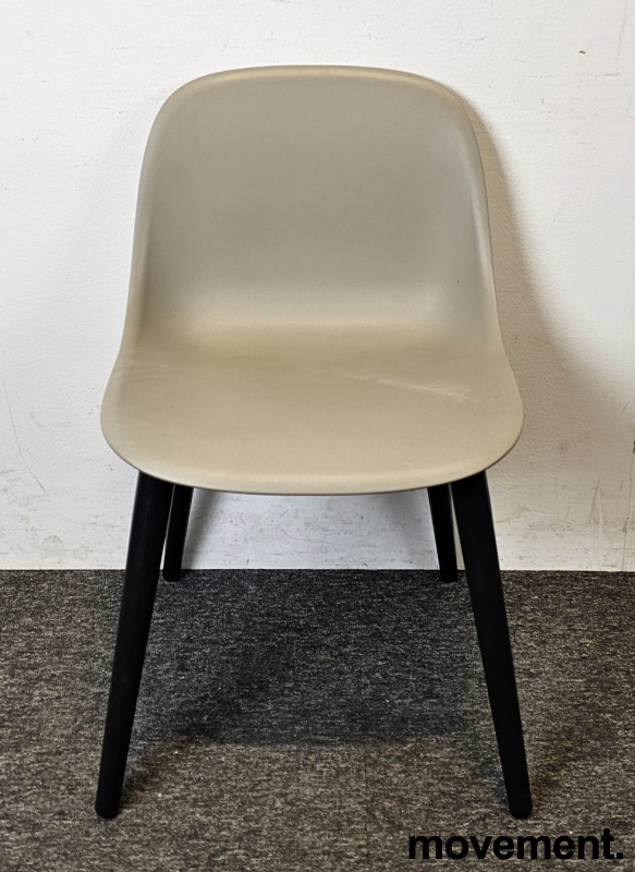 Fiber Side Chair Wood base - 3 / 4