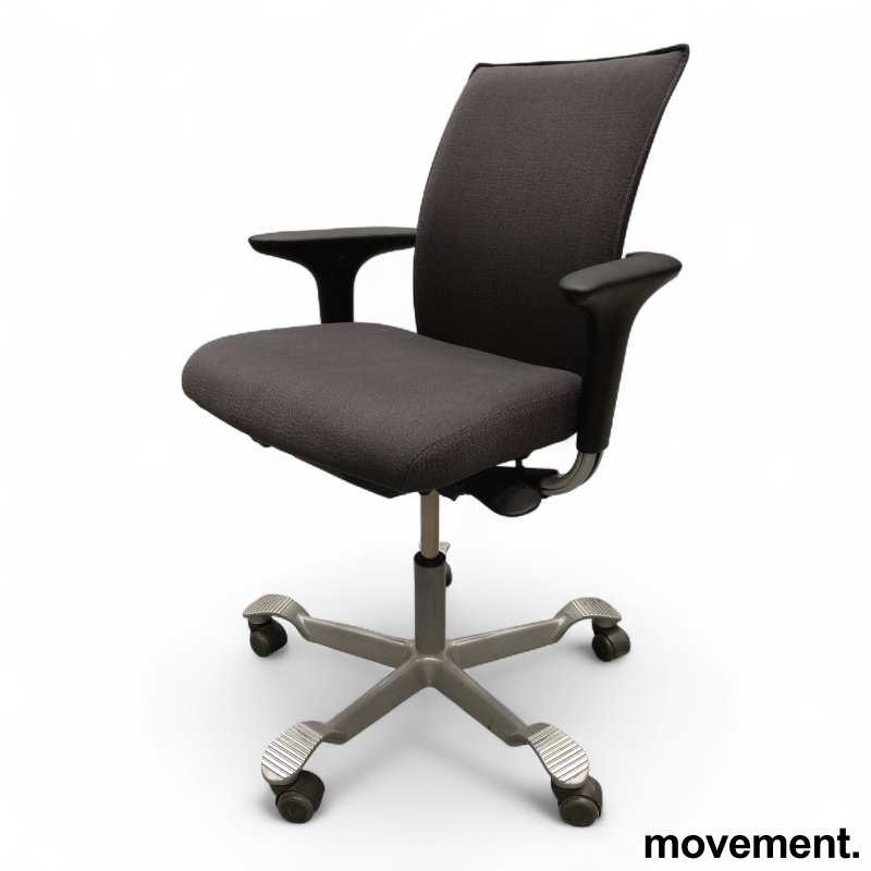 Håg H05 5400 Swingback-armlene Mørk - 1 / 4