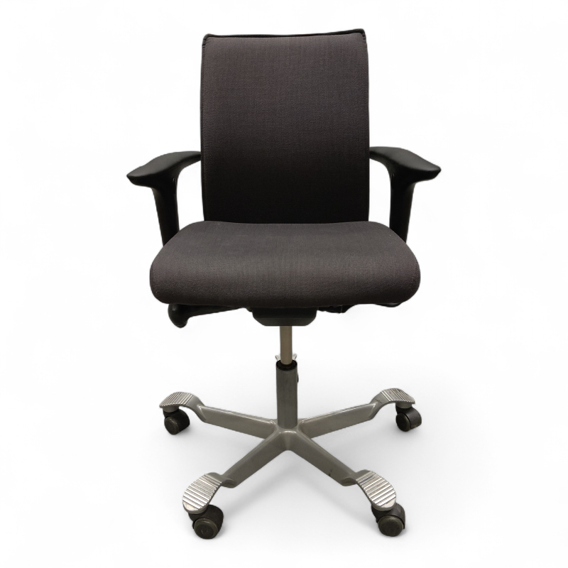 Håg H05 5400 Swingback-armlene Mørk