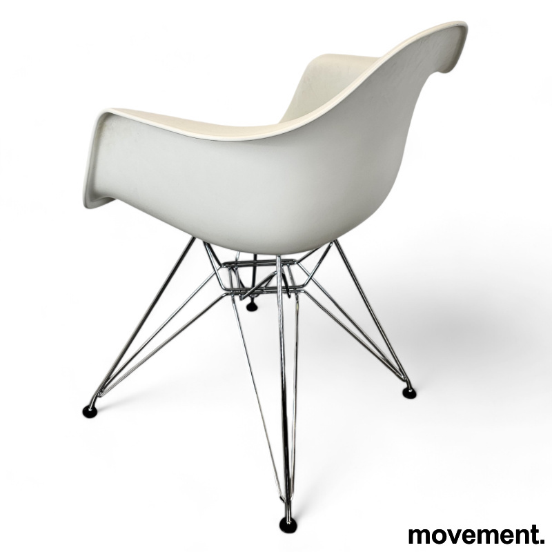 Eames Plastic Armchair DAR med - 3 / 3