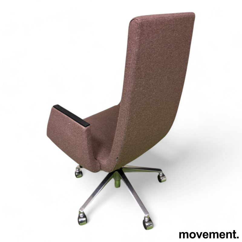 Clint med høy rygg og polstret