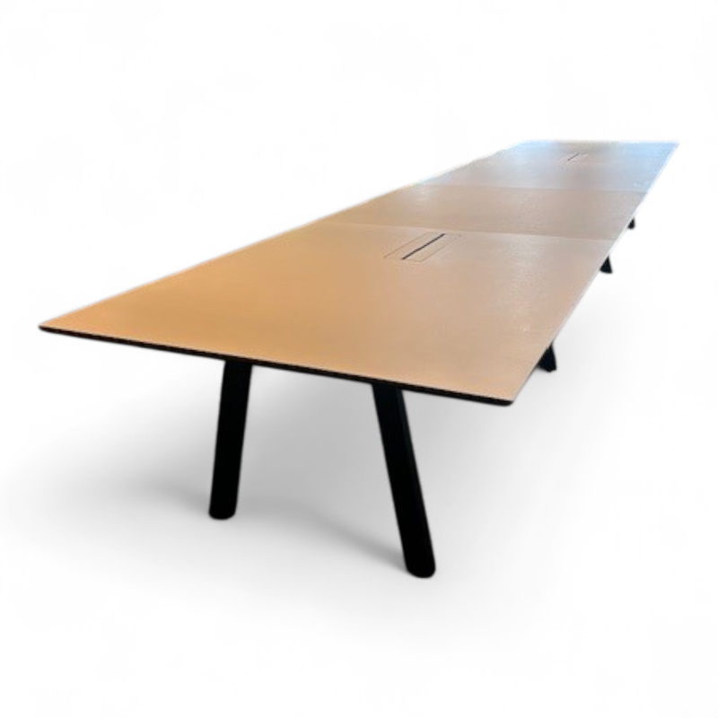 Factor møtebord 600x140cm Beige
