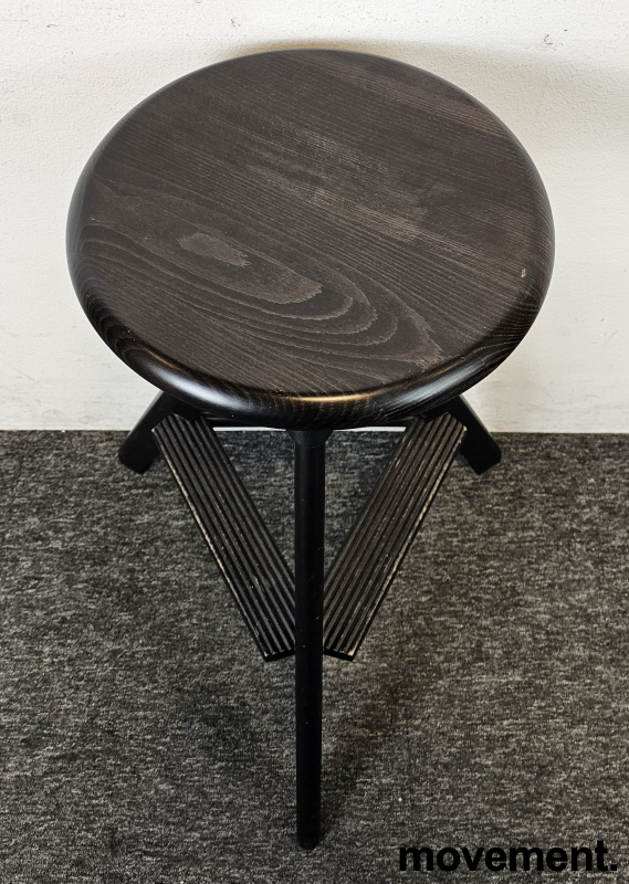 Tom Mørkbeiset treverk, Pent brukt - 3 / 4