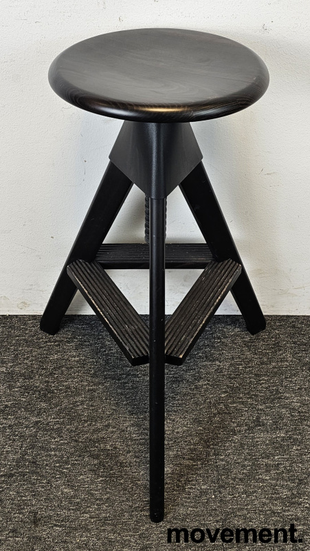 Tom Mørkbeiset treverk, Pent brukt - 2 / 4