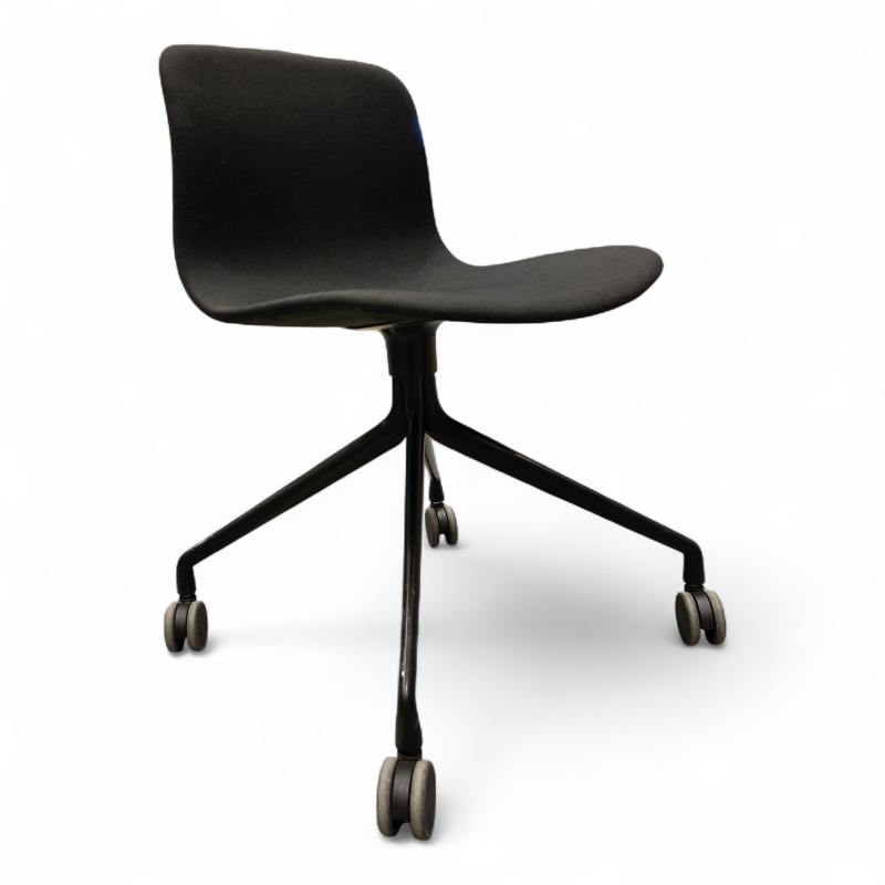 About a chair AAC 15 fullpolstret