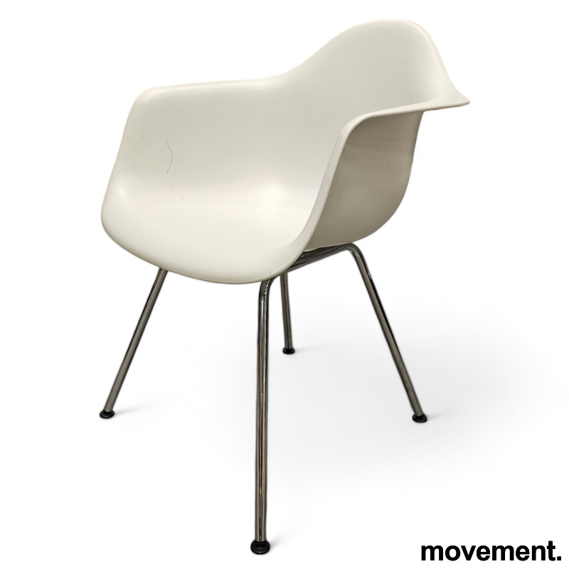 Eames Plastic Armchair DAX Hvitt - 1 / 3