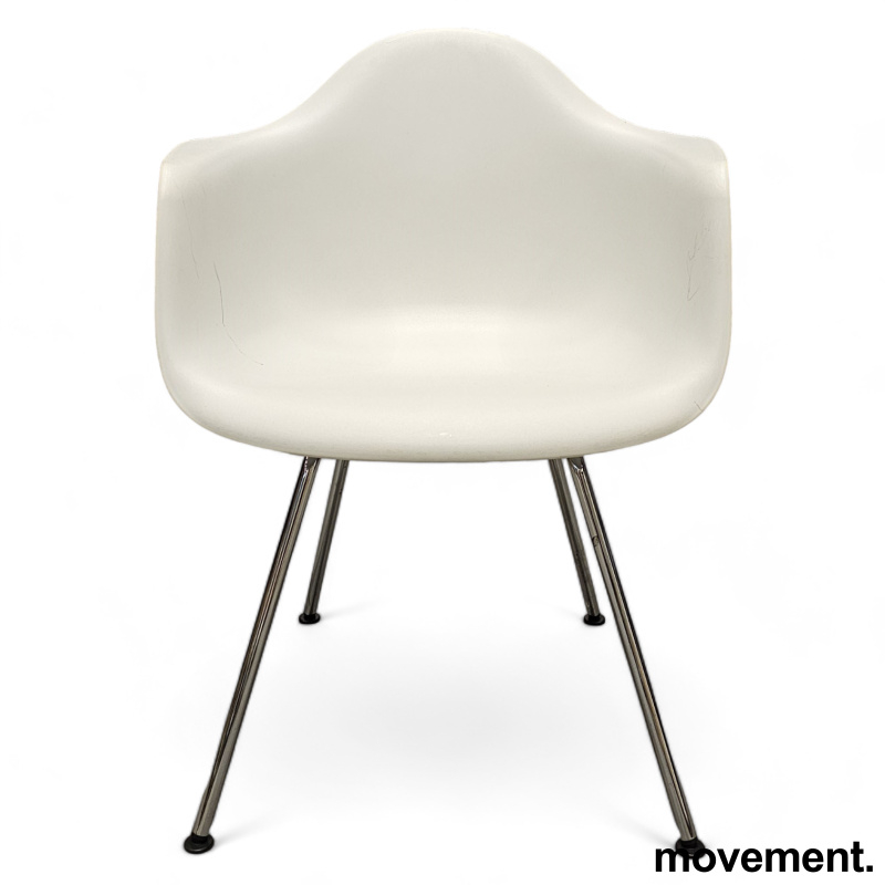 Eames Plastic Armchair DAX Hvitt
