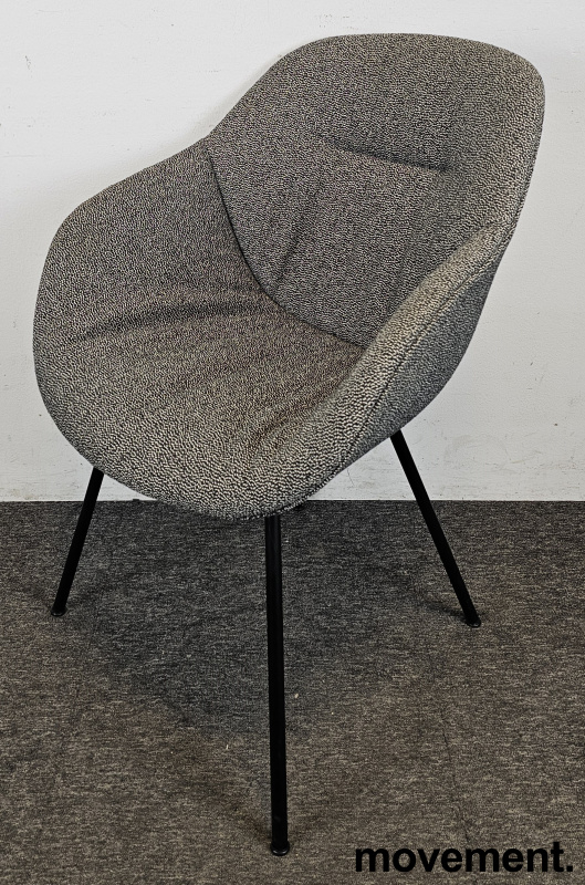 About a chair AAC 127 soft Sort og