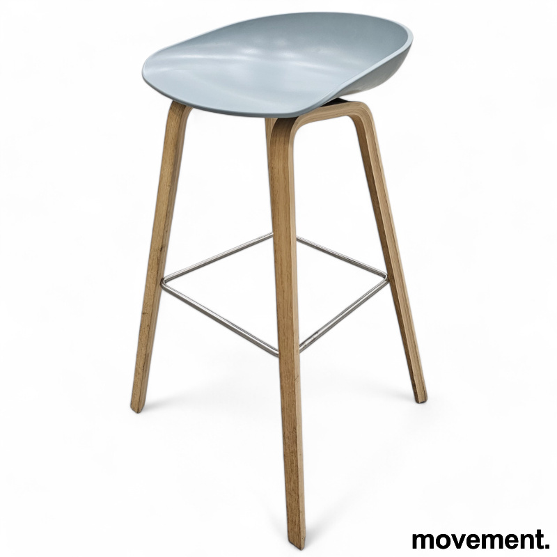 About a stool AAS 32 , 75cm SH Lys - 1 / 3