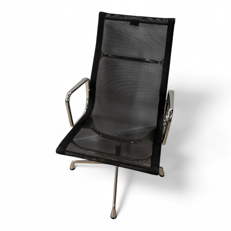 Eames Aluminium Chair EA109