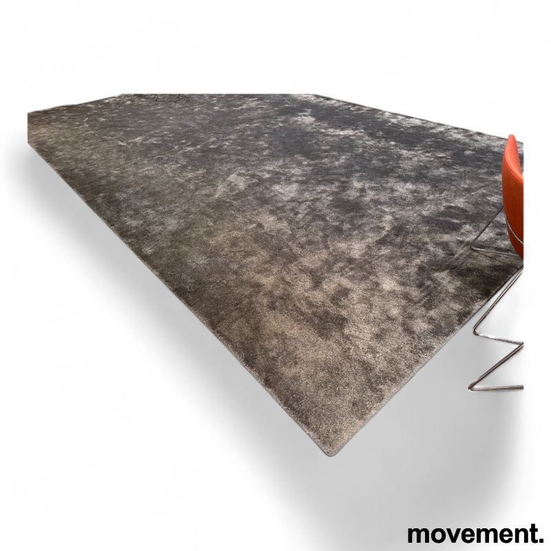 Teppe 600x350cm Mørk grå, Pent - 1 / 2