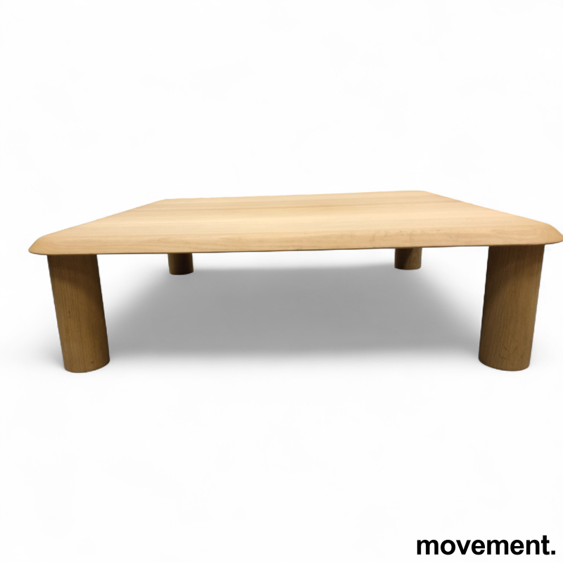 Isets Coffee Table 110x110x30cm - 1 / 3