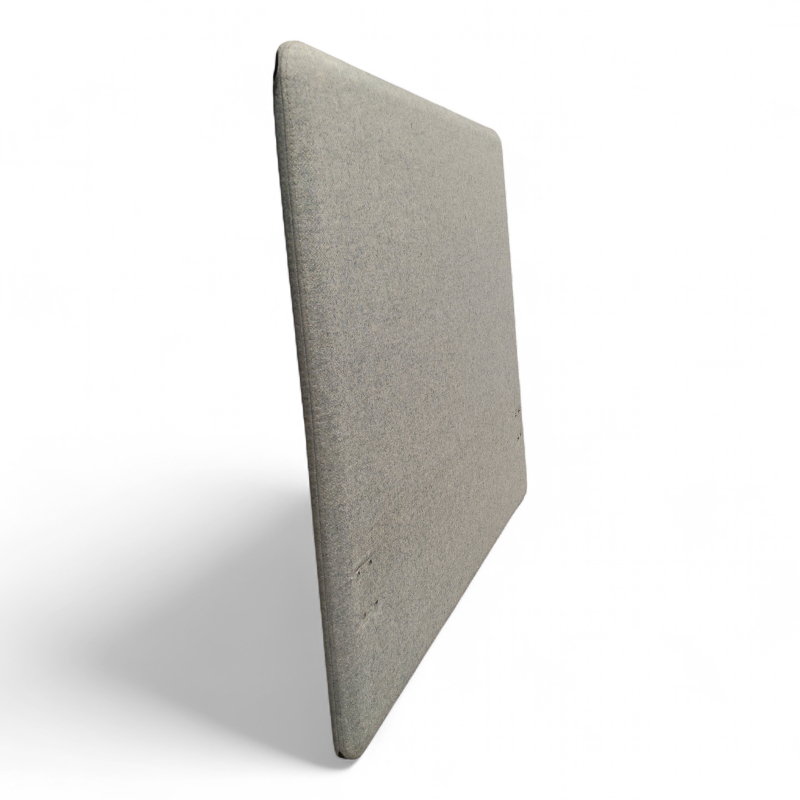 Vibe light flyby bordskillevegg