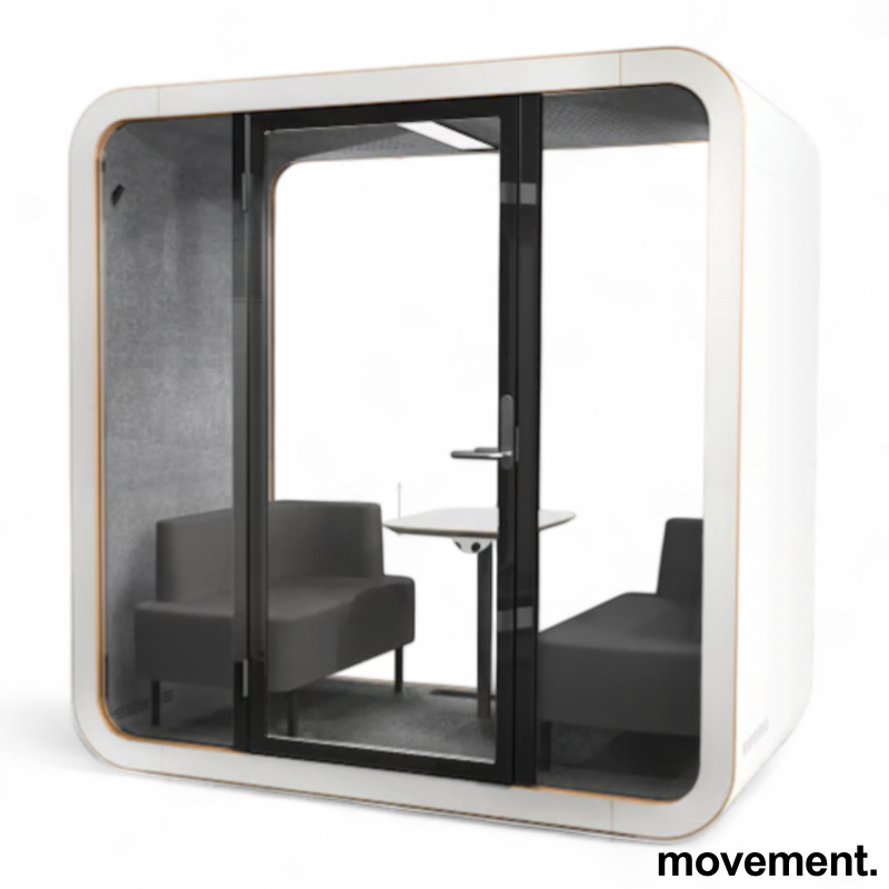 Q Meeting Maggie Hvit, Pent brukt