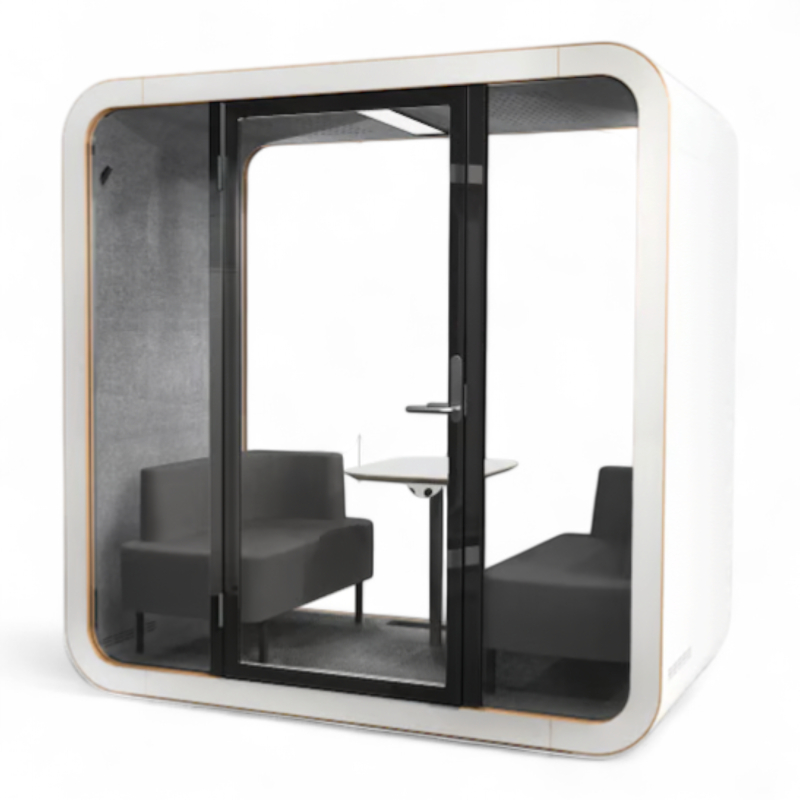 Q Meeting Maggie Hvit, Pent brukt