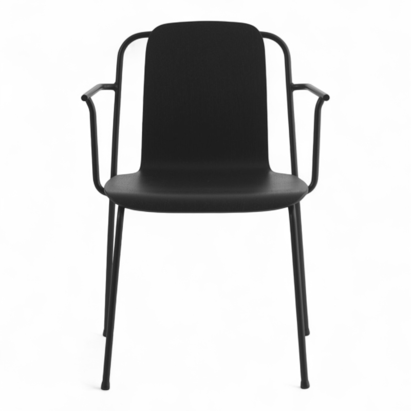 Studio armchair Sortlakkert