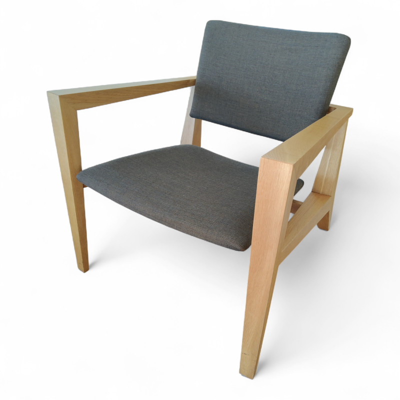 Conica loungestol Brunt stoff