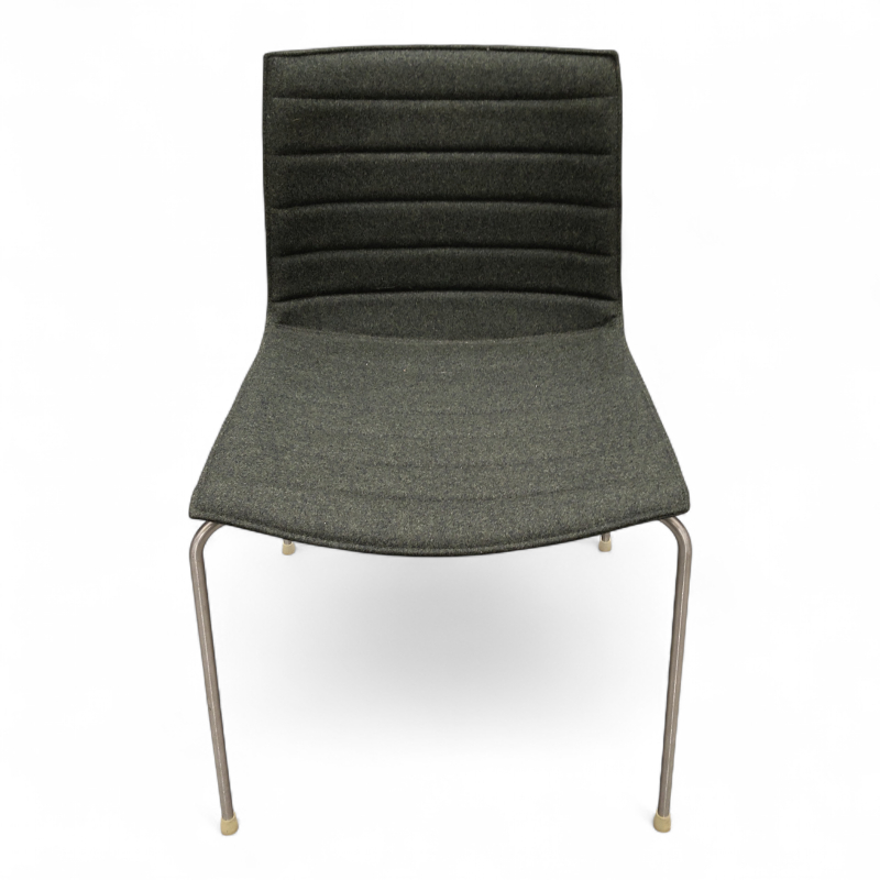 Catifa 46 fullpolstret, 4 ben Mørk