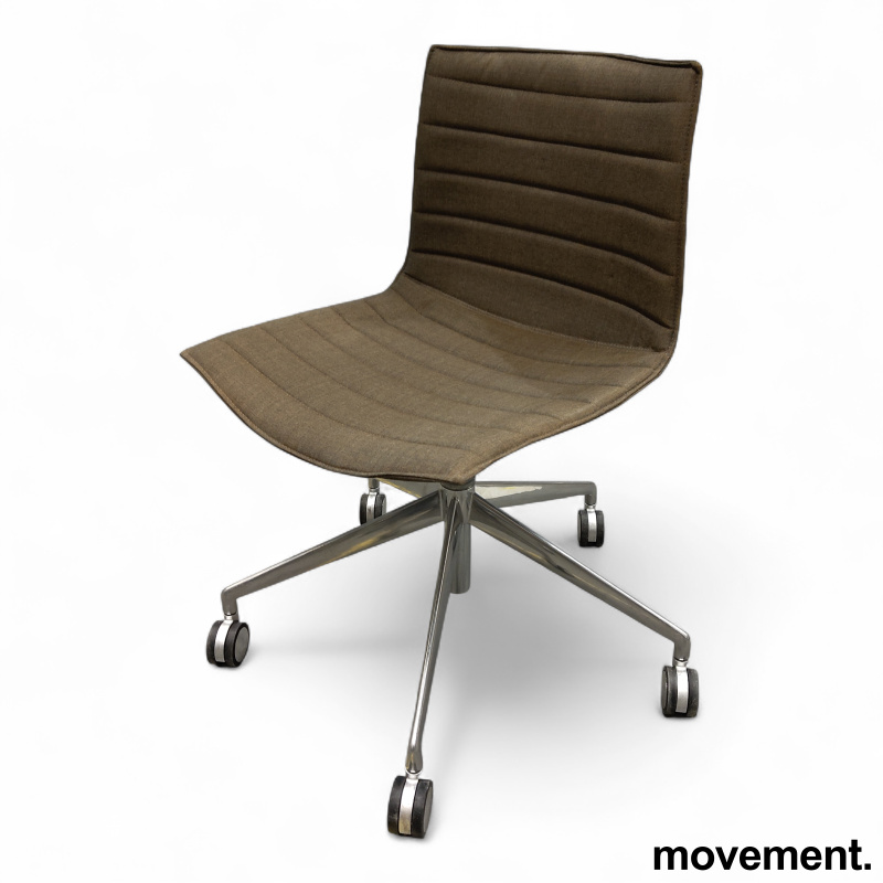 Catifa 46 fullpolstret med hjul og - 1 / 3