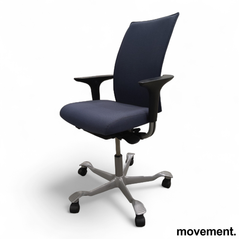 H05 5600 Swingback-armlene Blått - 1 / 3