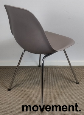 Eames Plastic Side Chair DSX
