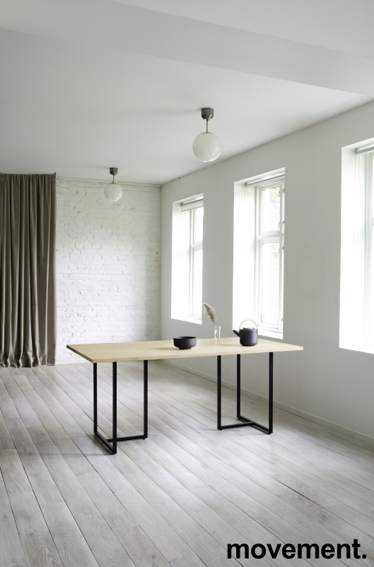 T-bordet 220x90cm Oljet eik, ben i - 1 / 2