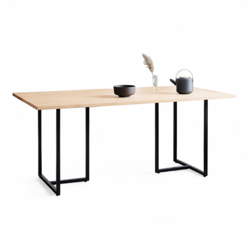 T-bordet 220x90cm Oljet eik, ben i