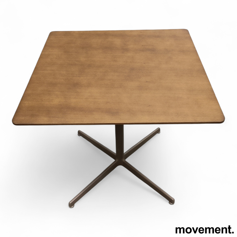 Elix Table 80x80cm Brunbeiset eik - 1 / 3