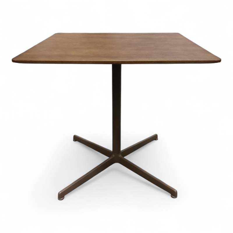 Elix Table 80x80cm Brunbeiset eik
