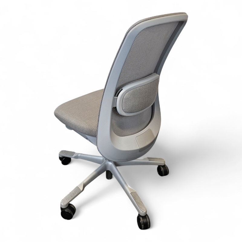 Sofi 7502 Comm  Lyst grått stoff og