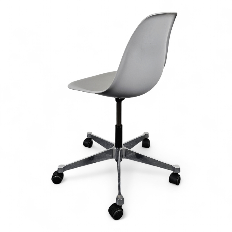 Eames Plastic side chair PSCC med