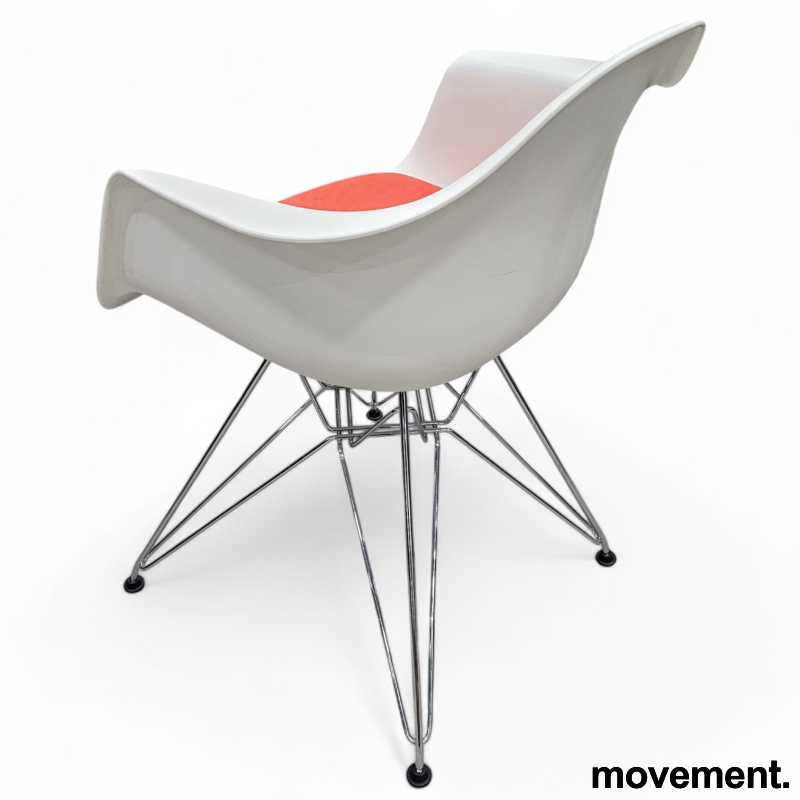 Eames Plastic Armchair DAR med - 3 / 3
