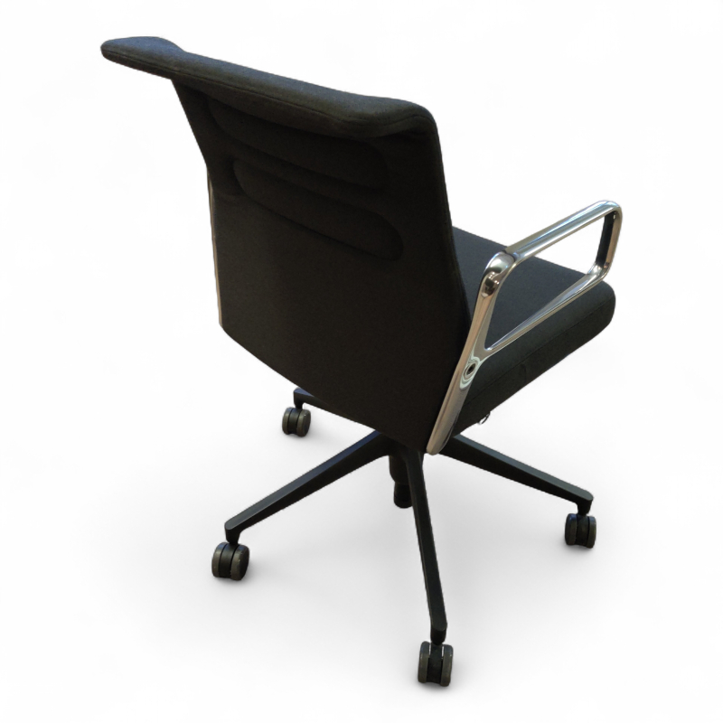 AC 5, hjul og armlene Mørkt grått