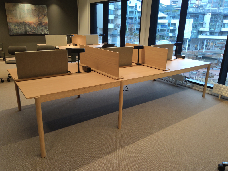 Linear system table 360x140cm, 2stk