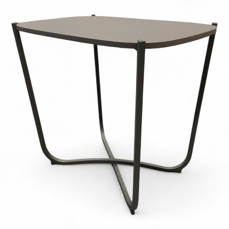 Root 34x51cm Lys grå valchromat,